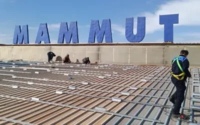 نیروگاه خورشیدی شهرک صنعتی دنیای ماموت